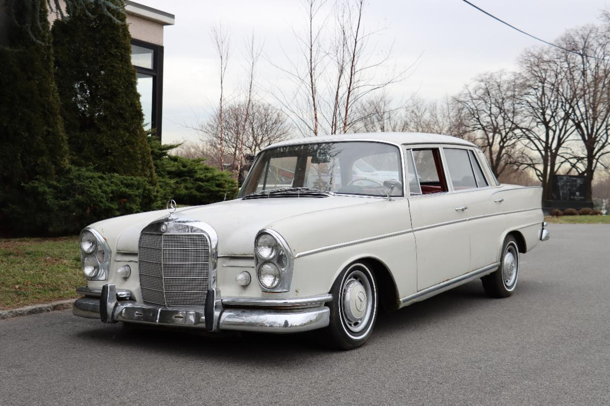 Rare 1962 Mercedes-Benz 300SE