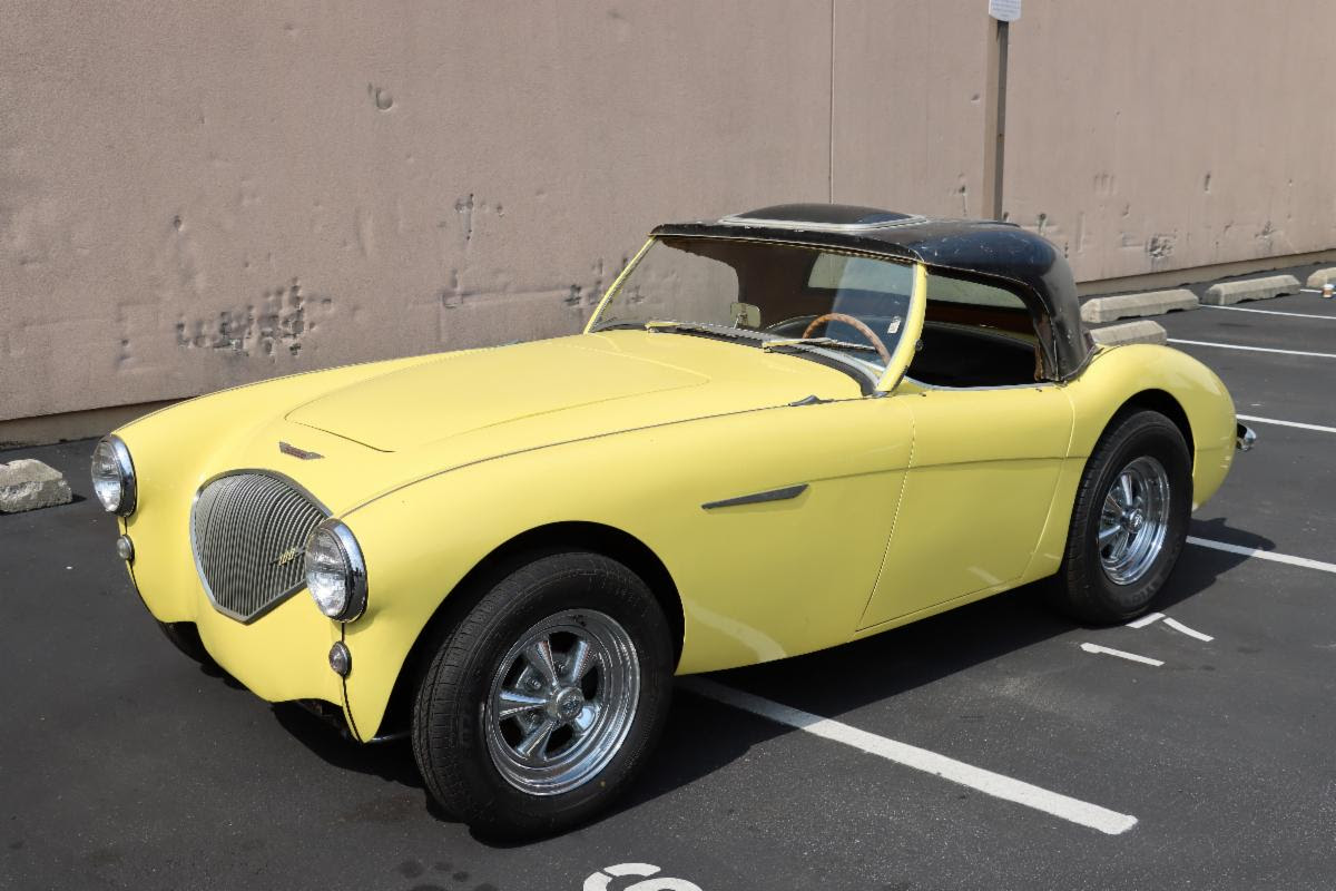 Custom 1954 Austin Healey 100-4 BN1