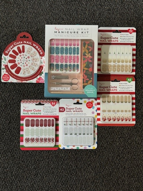 Assorted Packs Nail Wraps Closeout.  26000 Packs.  EXW Los Angeles $0.85 Pack.