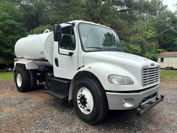 2000 Gallon Water Truck