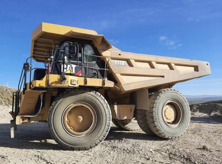 (2) 2018 CAT 777G Trucks