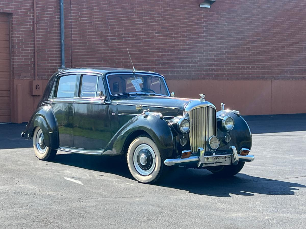 1950 Bentley MK VI Standard Steel Saloon Left-Hand Drive