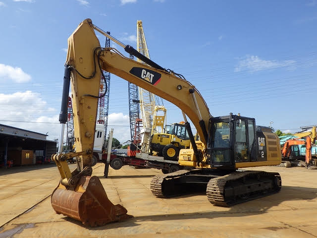 CAT EXCAVATOR  Model: CAT 330FL  Year: 2016