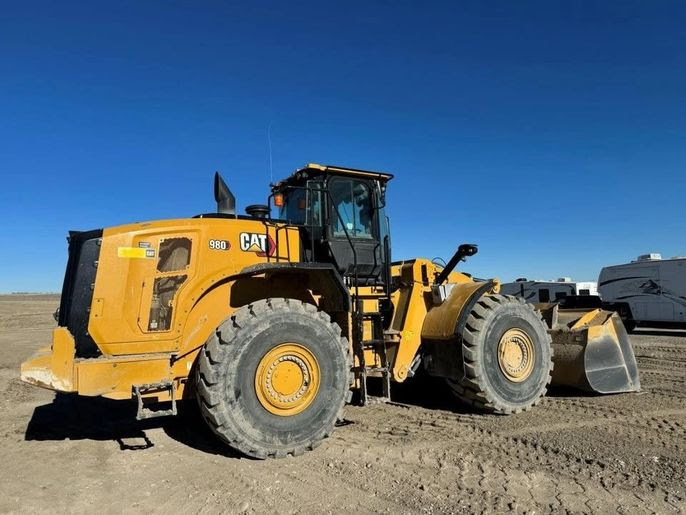 2023 CAT 980 Wheel Loader, Only 2200 hours!