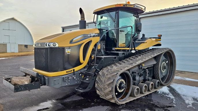 2011 Challenger MT835C Track Tractor, 1 Owner, 550hp, Nice!