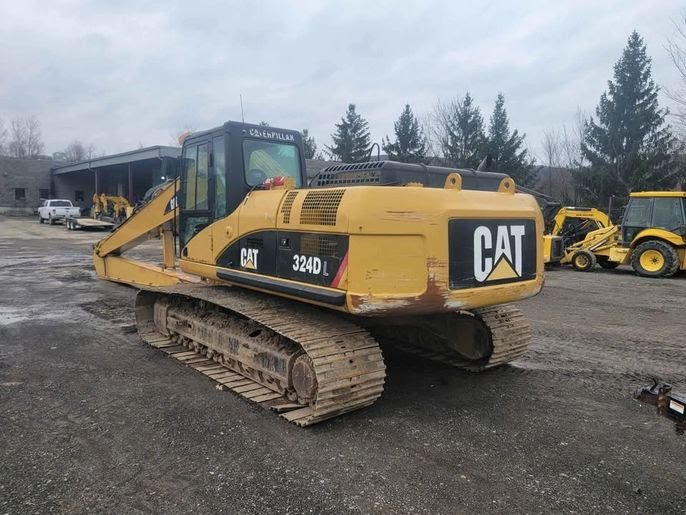 2007 CAT 324D 60 Long Reach Excavator