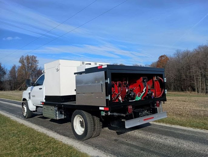 2020 Chevrolet 6500HD fuel and lube truck, Duramax diesel, auto, fuel tanks plus 4 additional tanks!