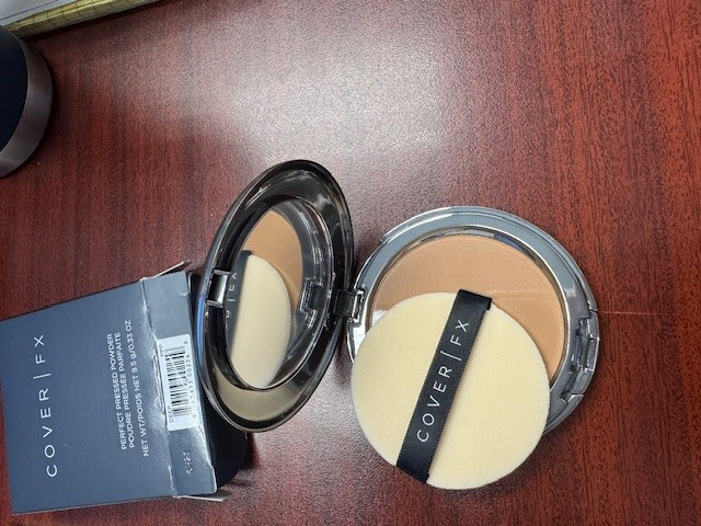 Cover FX Pressed Powder. 5904 Units  EXW New Jersey $5.75 unit.