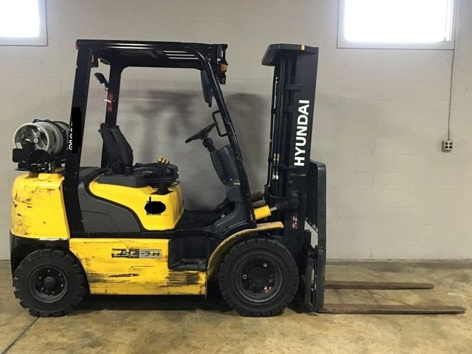 2015 HYUNDAI 25L-7A Forklift, LP, PNEUMATIC