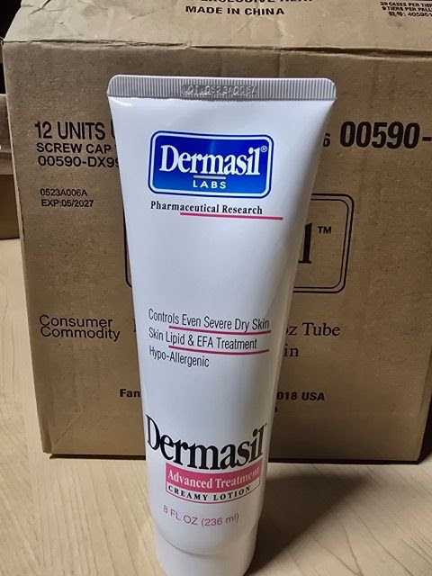 Dermasil 8 oz Dry Skin Treatment Lotion.  18000 Units. EXW Los Angeles $1.75 unit. Retail $8.89