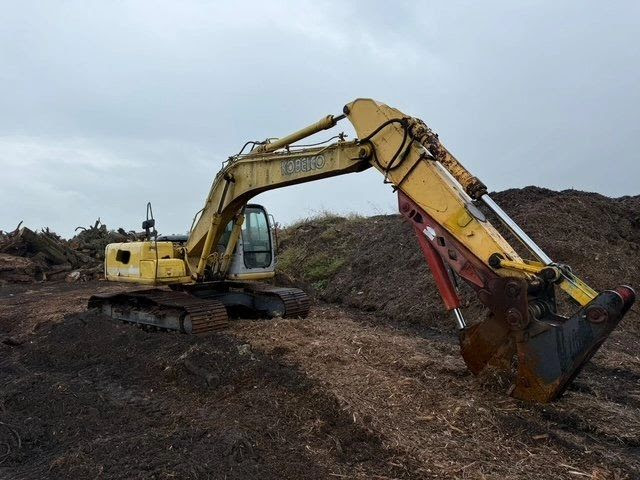 2000 Kobelco SK210LC Excavator (Parts Unit)