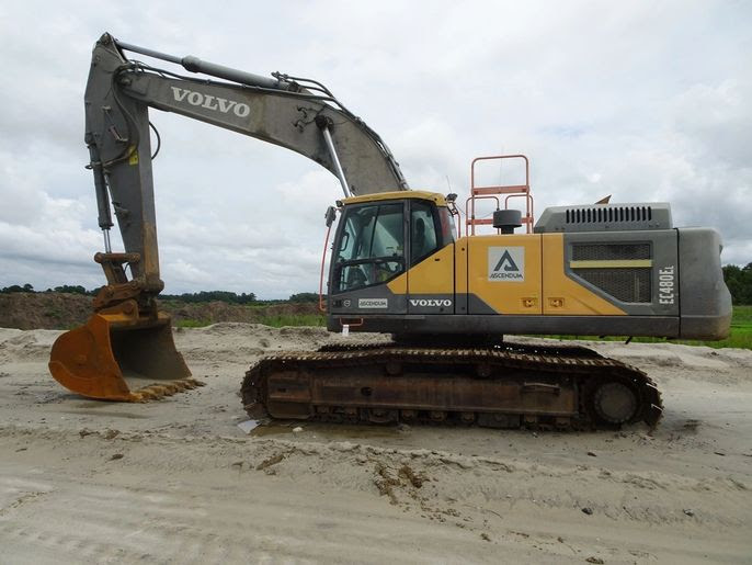 2017 Volvo EC480EL Excavator