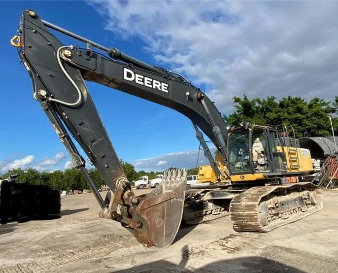 2016 John Deere 470G Excavator