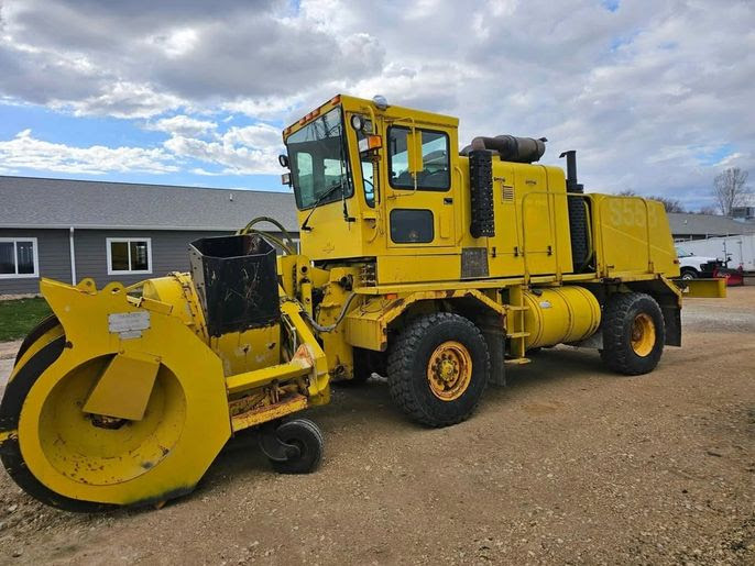 1992 Oshkosh HB 2518 Snow Blower