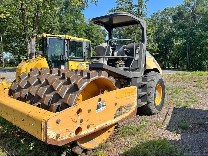 2014 Volvo SD115 Roller, 1,964 Hours - $38,000