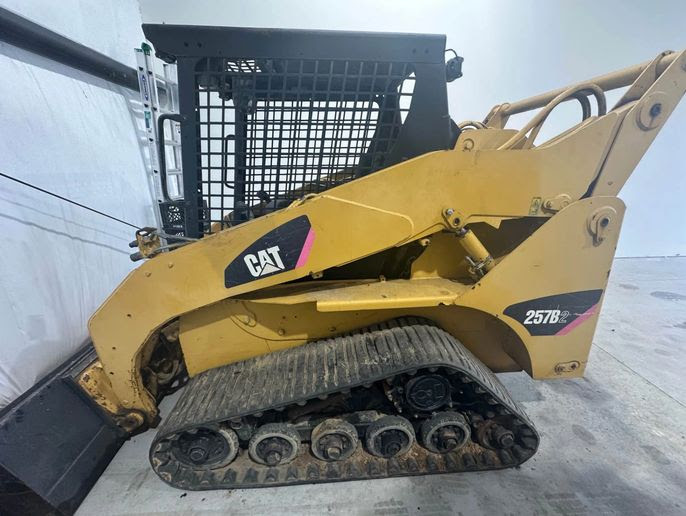 Parts Unit - 2010 Caterpillar 257B Skid Steer