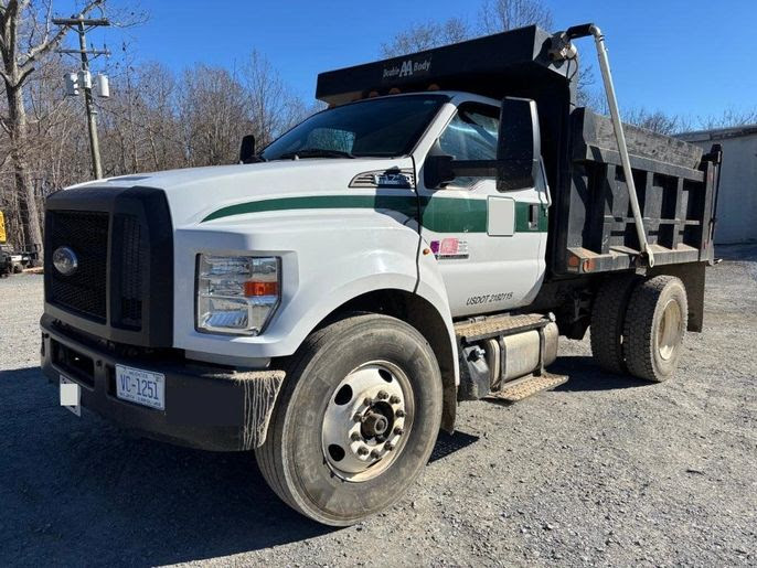 2017 Ford F750SD Dump Truck, NON CDL! Automatic, Work Ready!