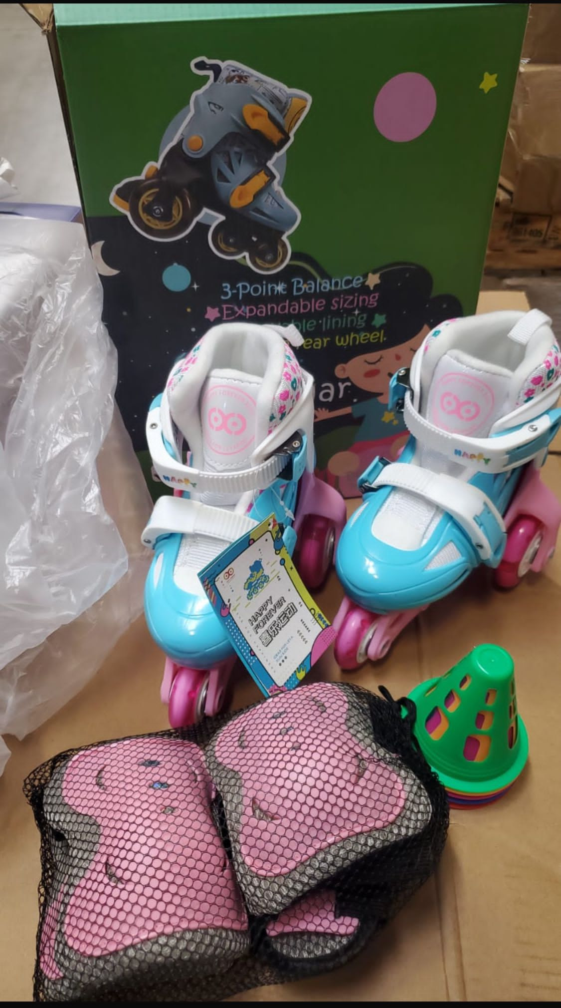 Kids Roller Skates. 600 Pairs. EXW Los Angeles $10.50 Pair.