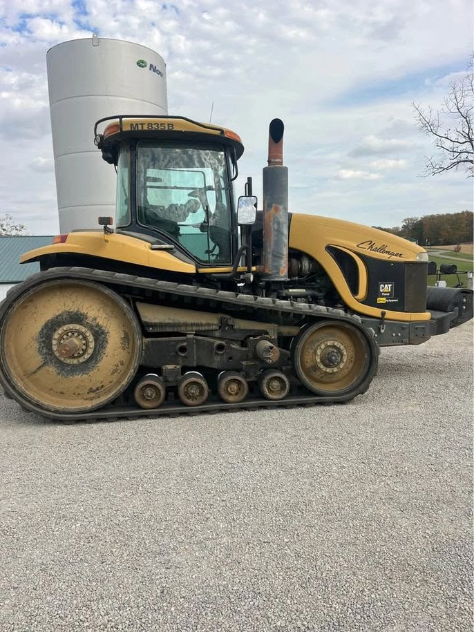 2008 Challenger MT835B Tractor