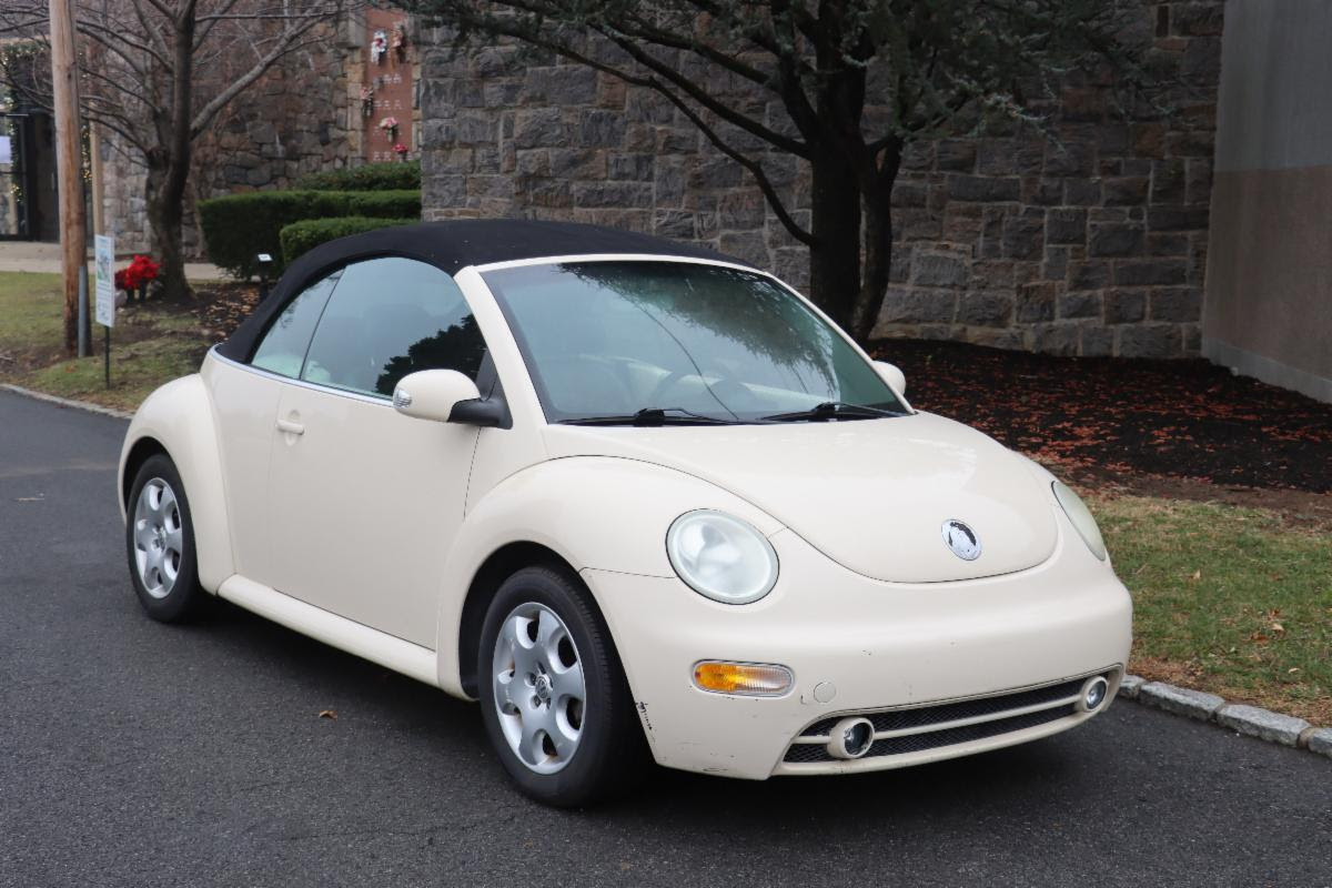 2003 Volkswagen Beetle 