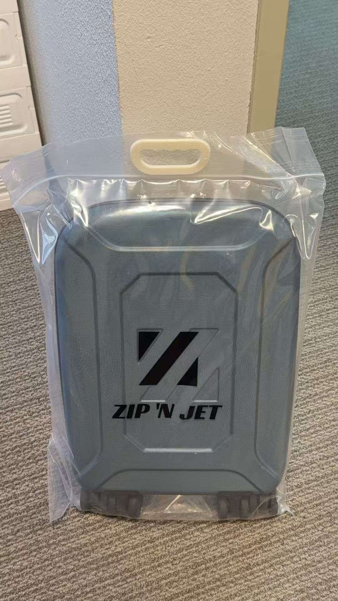 Zip N Jet  18