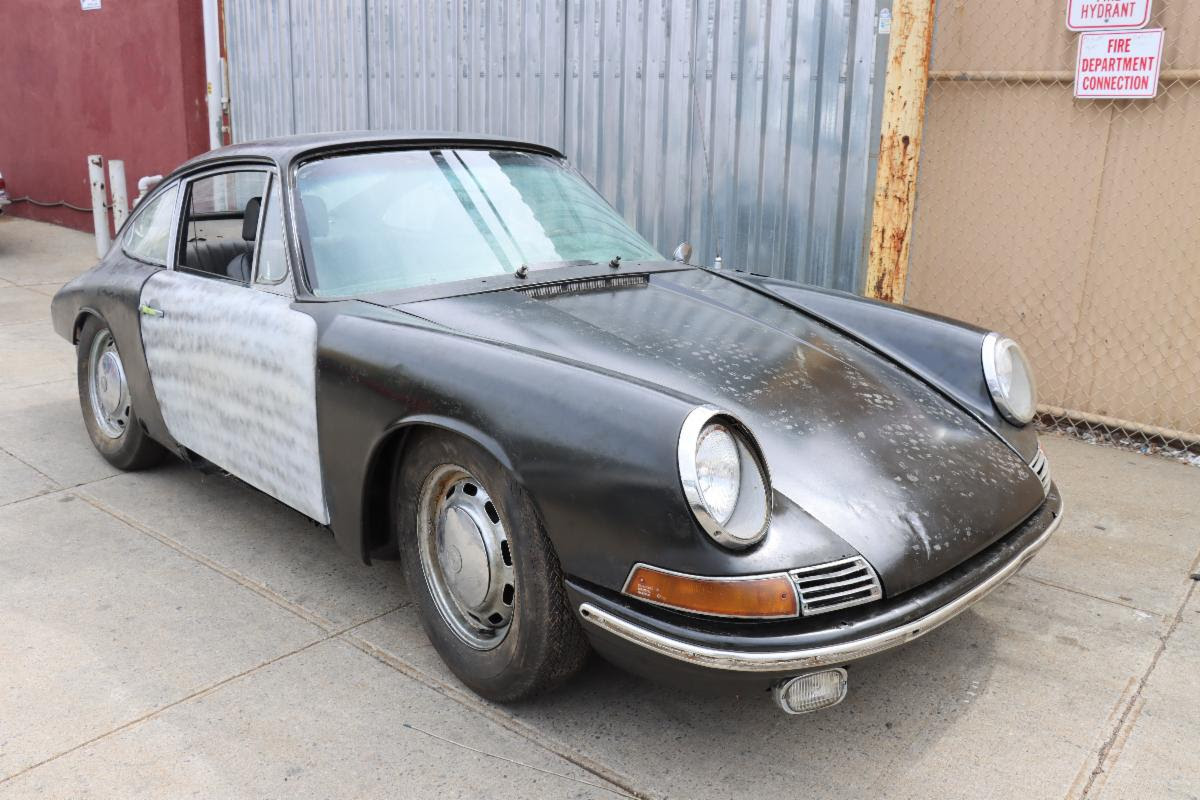 1965 Porsche 911 Coupe Matching Numbers: First Year of the Iconic 911