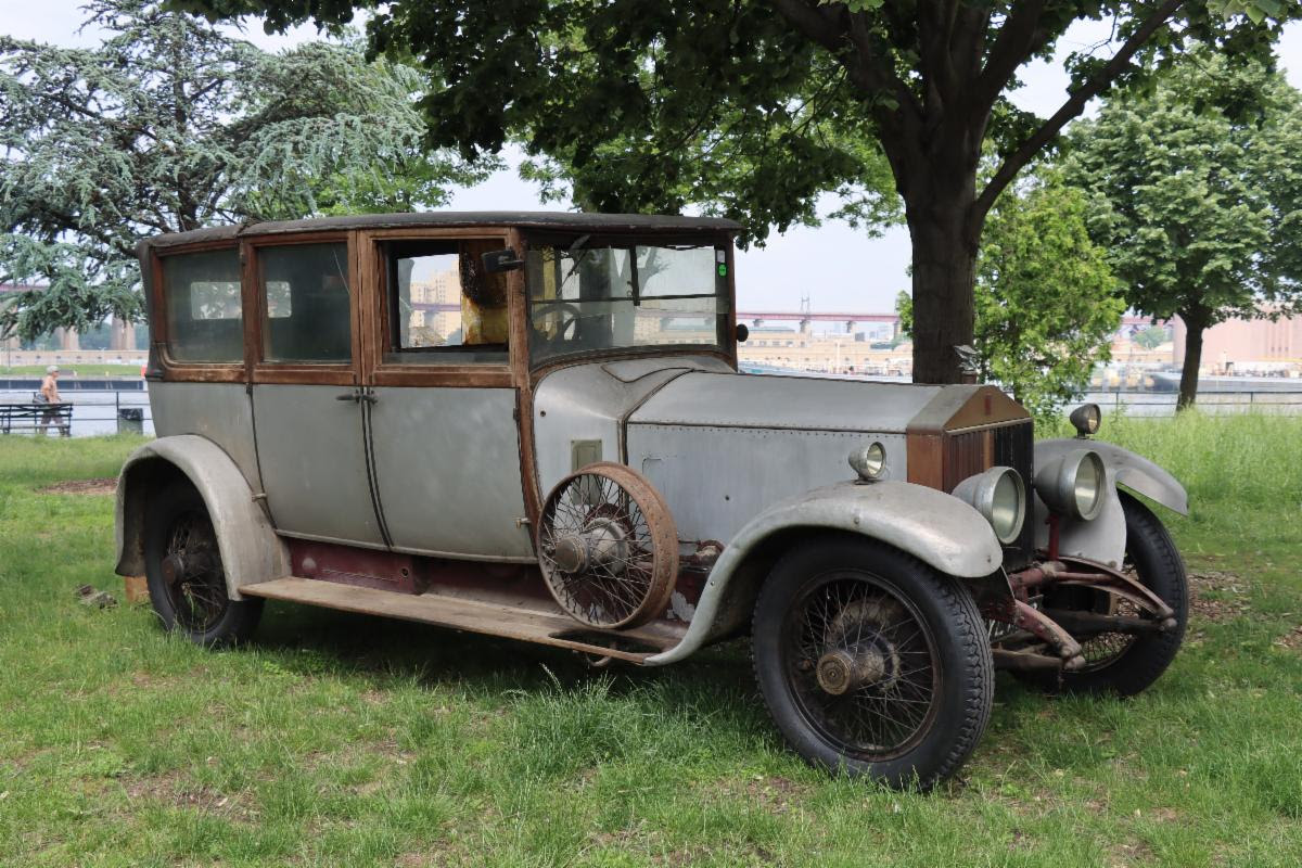 1925 Rolls-Royce Phantom I Landaulette Deville by Hooper
