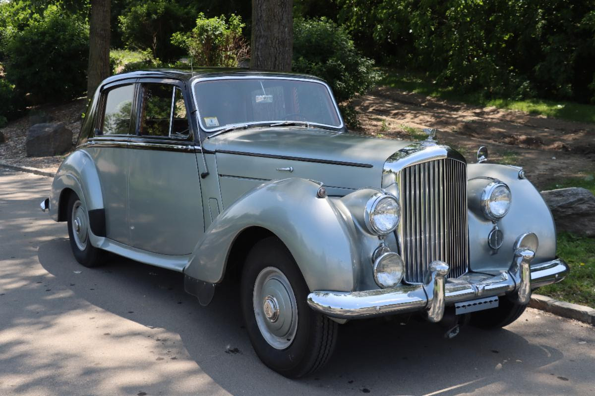 1954 Bentley R-Type Left-Hand Drive