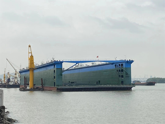 Ref. No. : BNC-FD-22000-25 (TBN), FLOATING DOCK (PANAMAX SIZE)