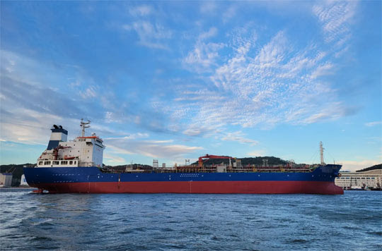 Ref. No. : BNC-CT-17579-09 (M/T TBN), OIL/CHEMICAL TANKER (IMO II)