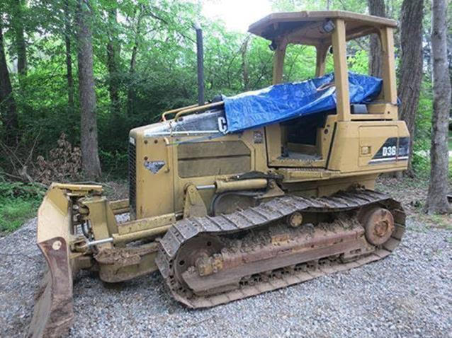 2003 CAT D3G XL