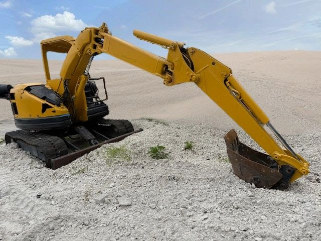 1996 Komatsu PC50UU (11,400LB) Mini Excavator