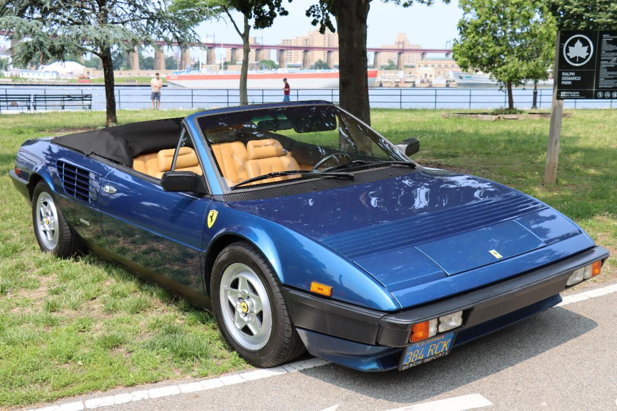 1985 Ferrari Mondial 3.0 Quattrovalvole Cabriolet in Blue Chiaro Metallic