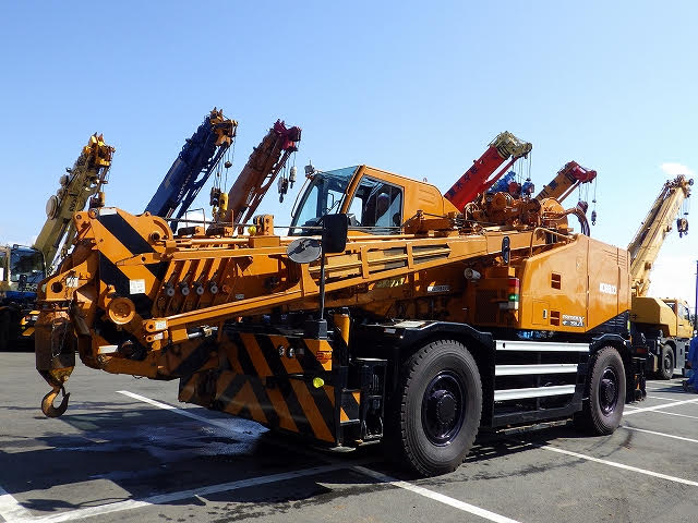 25 Ton Kobelco RT