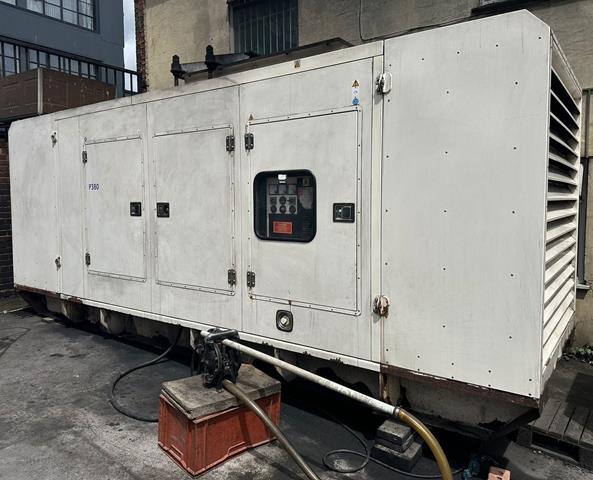 380(Prime), 425 Kva(Standby) ,  Perkins Engine Model 2006TTAG, Stamford Alternator, 50 Hz, 1500 RPM, 400V, Year 2001, Hours 11,882, condition Good.