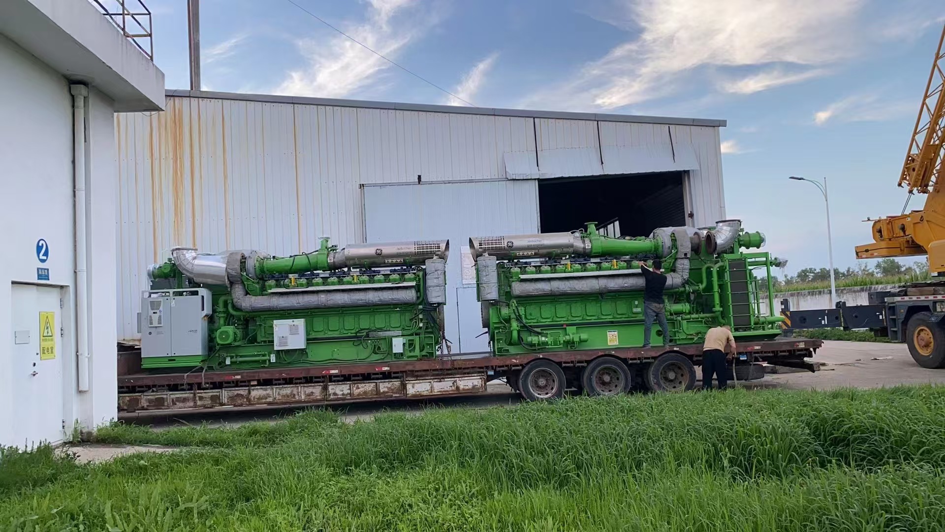 2x Jenbacher JMS620GS F25,year:2018,Volt:10.5kv, 50 Hz - Ref : P/AA-87-2.725