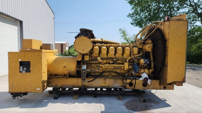 1994 CAT 3512 / 1100KW Diesel Generator