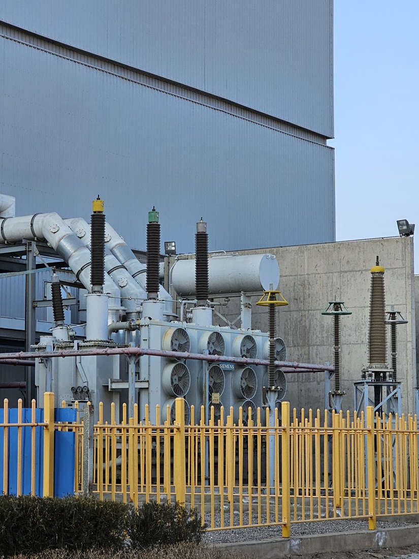 Siemens SGT5-2000E - Turbines / Equipments - Combined Cycle Power Plant - 670 MW - UNUSED - Ref : P /AA-87 -24.7