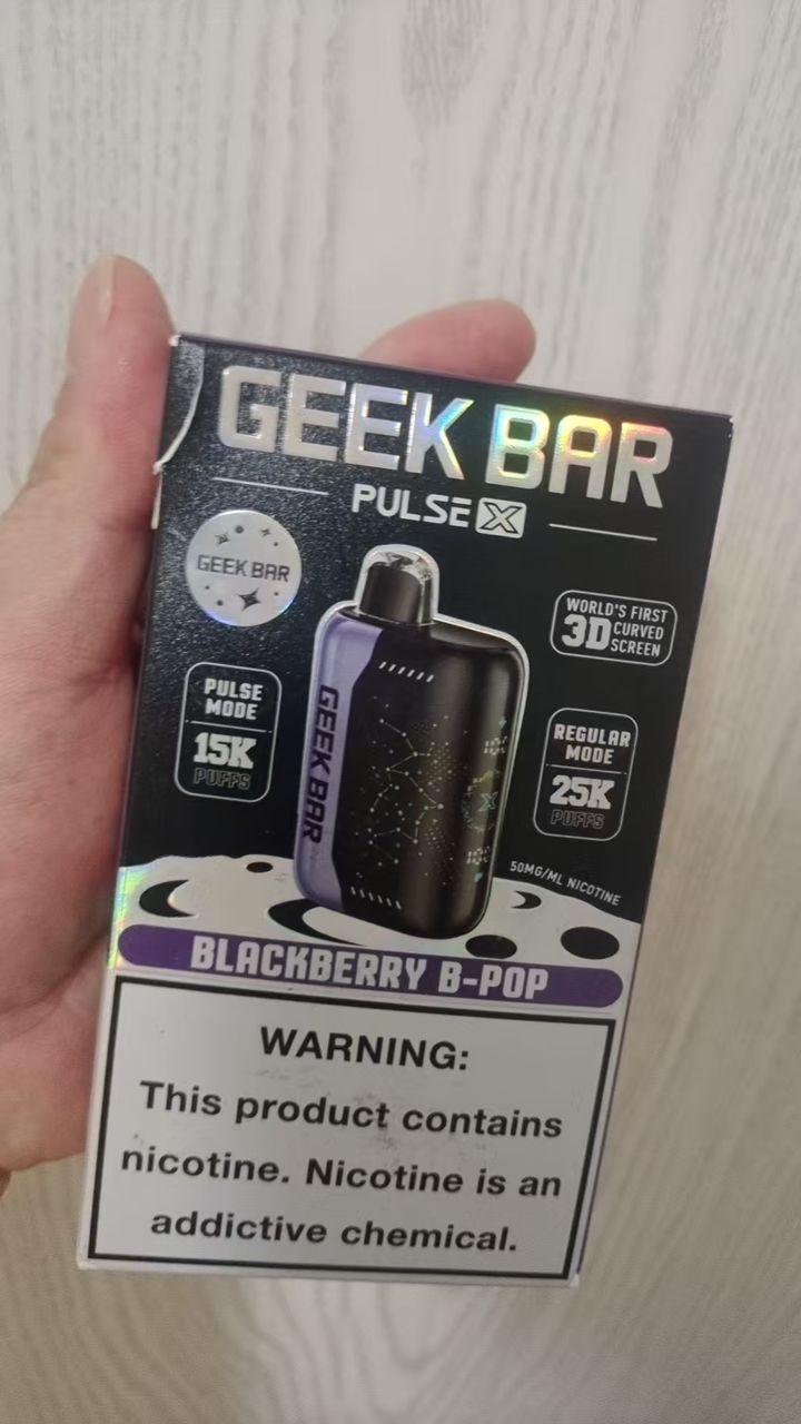 Geek Bar & Geek Max