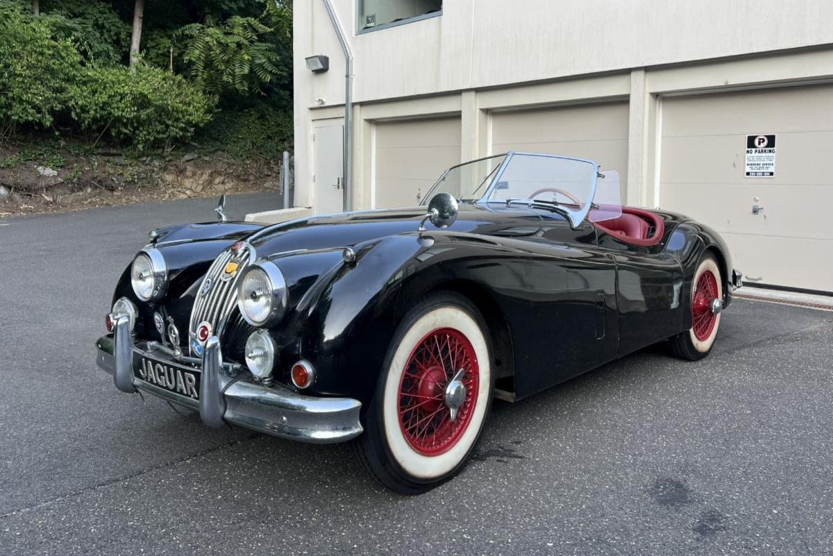 Iconic 1955 Jaguar XK140 Roadster