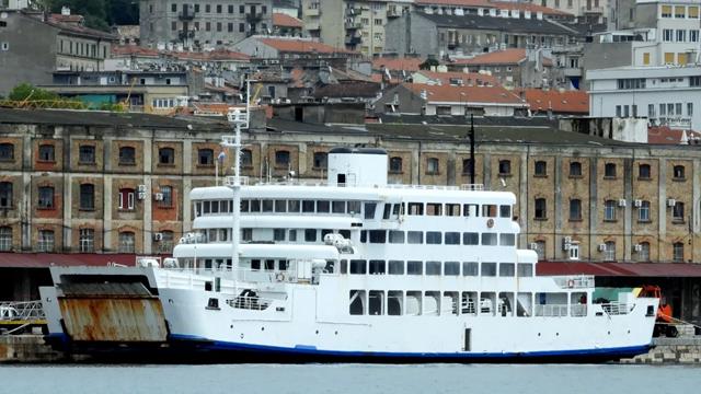 we can propose for sale the following small ropax ferry with bow and stern ramp fitted, currently laid up in Greece.