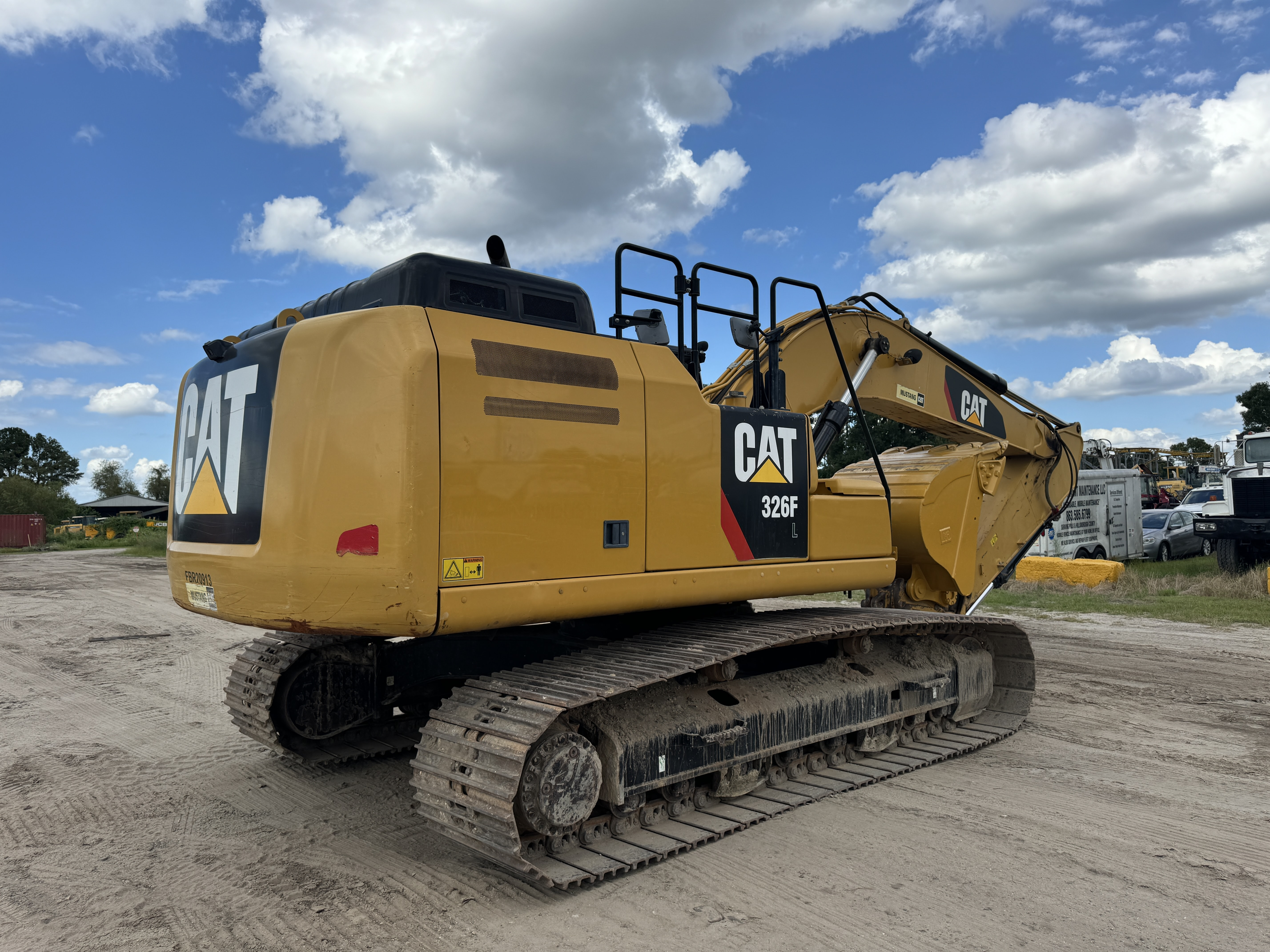 2019 CAT 326FL EXCAVATOR
