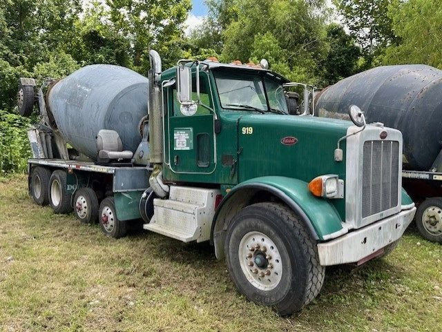 DEAL$$$ (4) - Peterbilts Cummins ISC Concrete Mixer Trucks