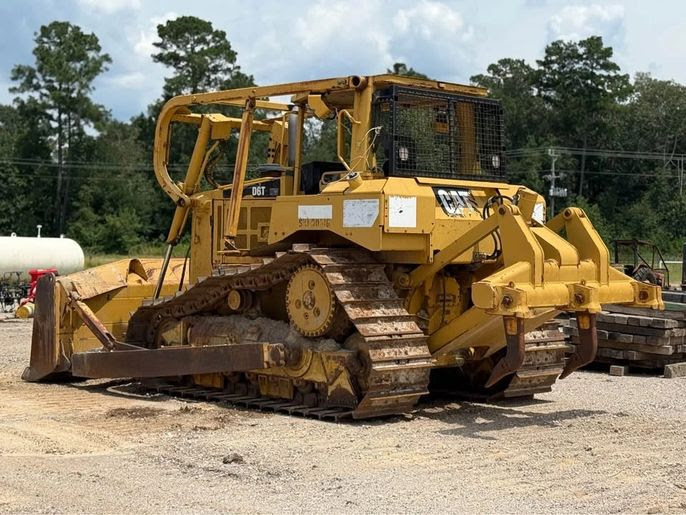 2007 CAT D6TXW Dozer w/Rear Ripper