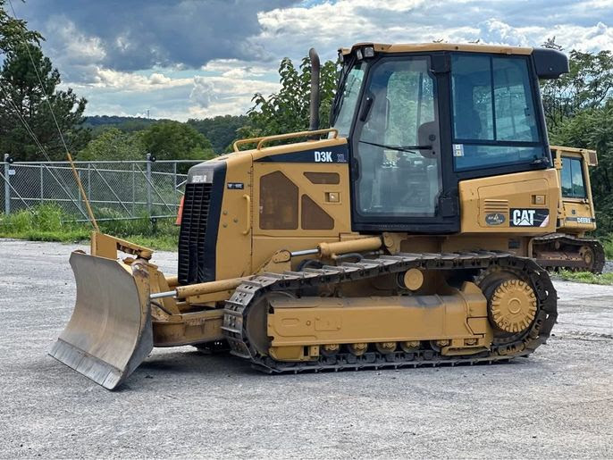 2008 CAT D3KXL Dozer, Low Hours! 