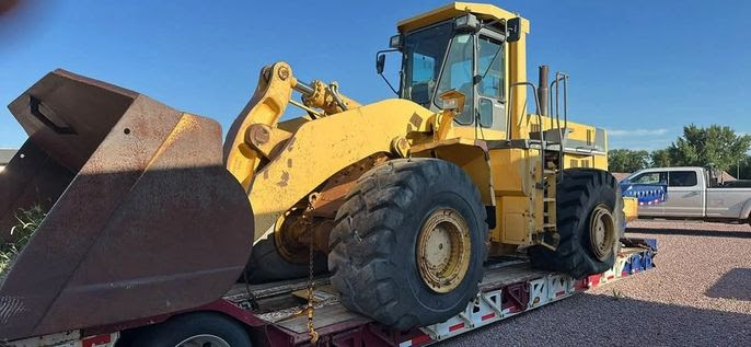 Komatsu WA500-1L Wheel Loader, Needs Work! 