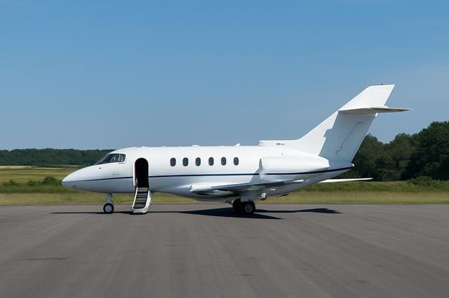 New to Market - 2003 Hawker 800XP