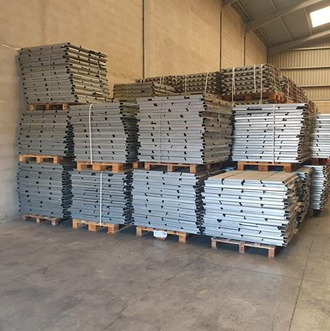 CONVENTIONAL PALLET RACKING.