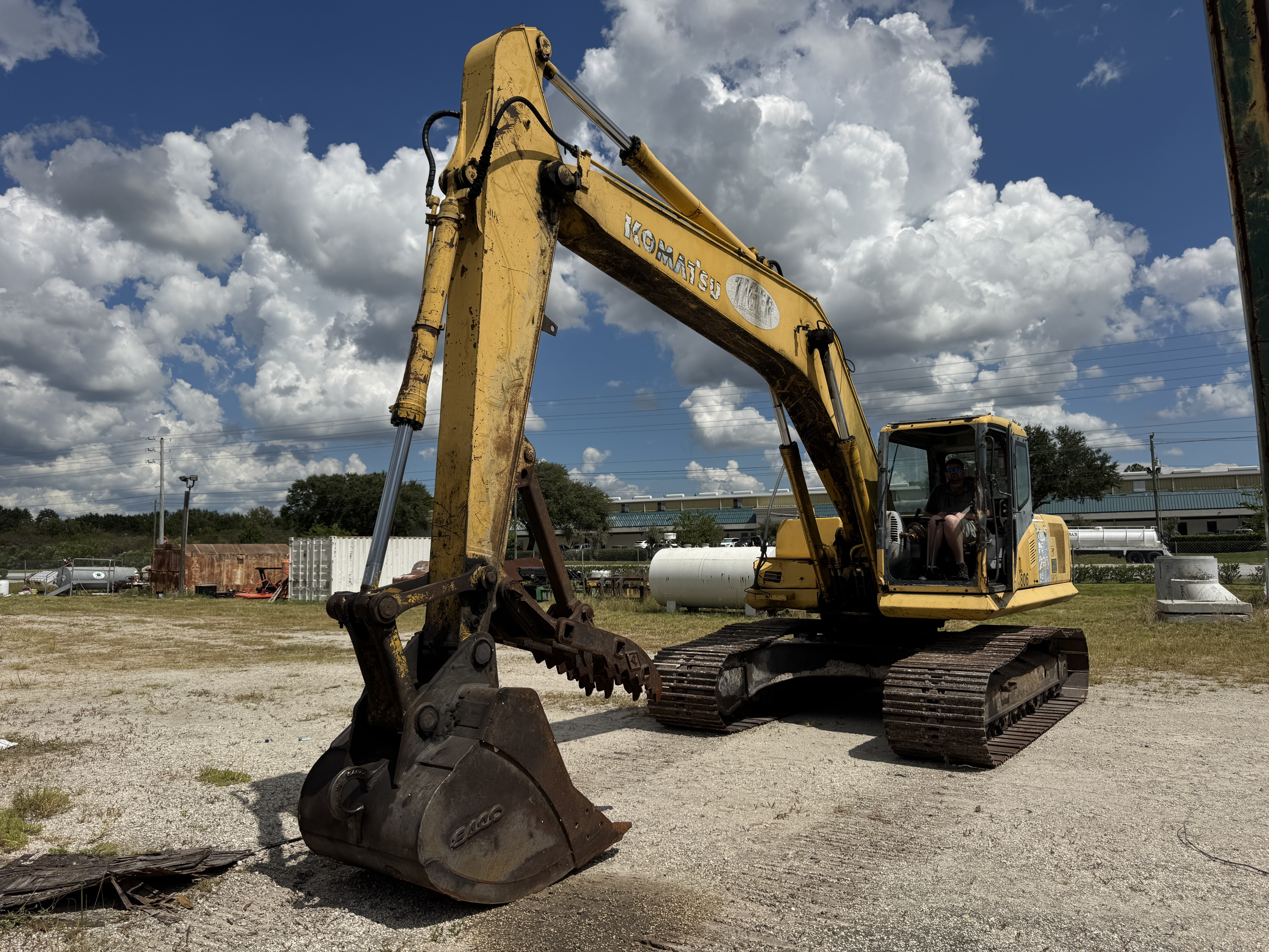 2006 KOMATSU PC200LC-7 EXCAVATOR