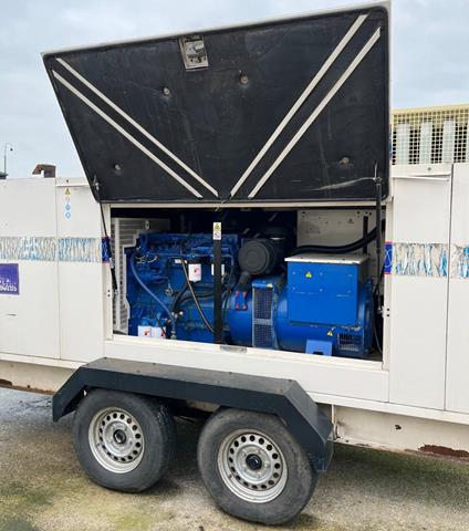Used P90 F G Wilson, 90 Kva Perkins/Stamford Acoustic, 4 Wheels Acoustic Trailer Generator.